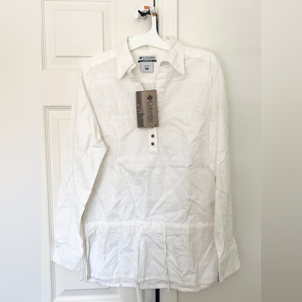 White Long Sleeve Women’s Medium Luminous Luxe L/S Shirt with Tags!